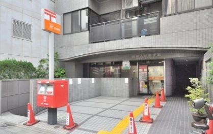 スカイレジデンス上野 郵便局：台東入谷郵便局　394m