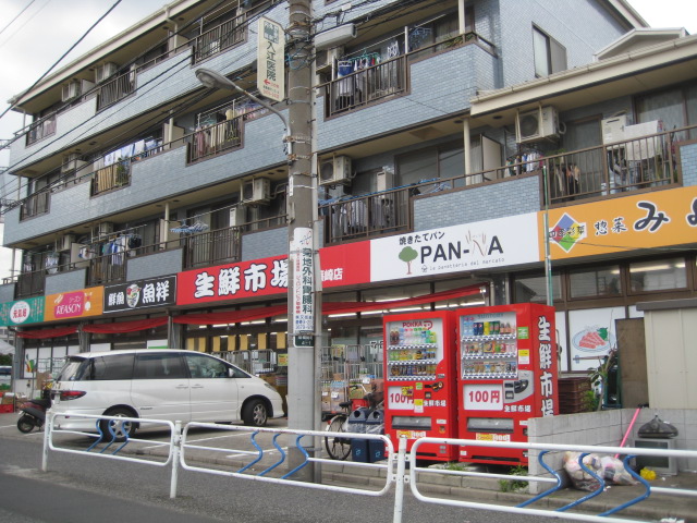 シャルムB棟 スーパー：生鮮市場ｱﾀｯｸ 南篠崎店　160m