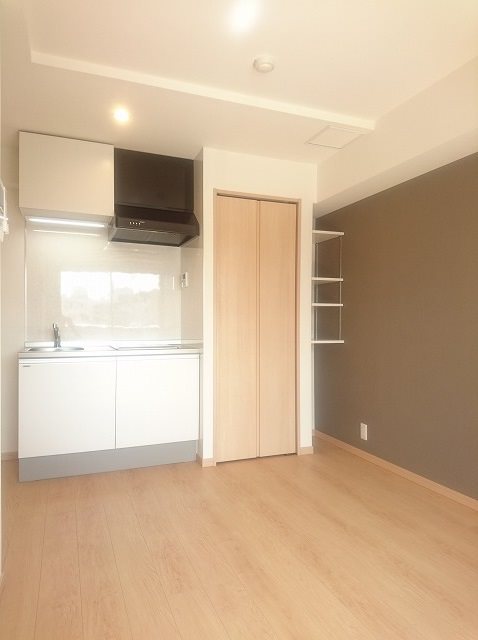 ルクティア富士見台 収納付きの1ROOM