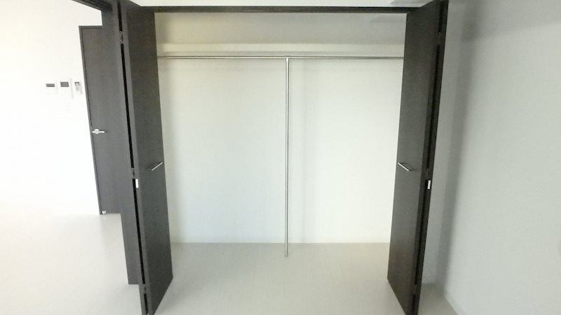 CASA KACHIDOKI たっぷり収納できるクローゼット