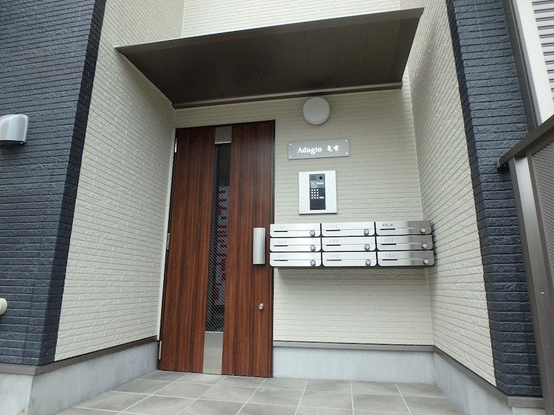 Adagio亀有 オシャレなエントランス・メールBOX