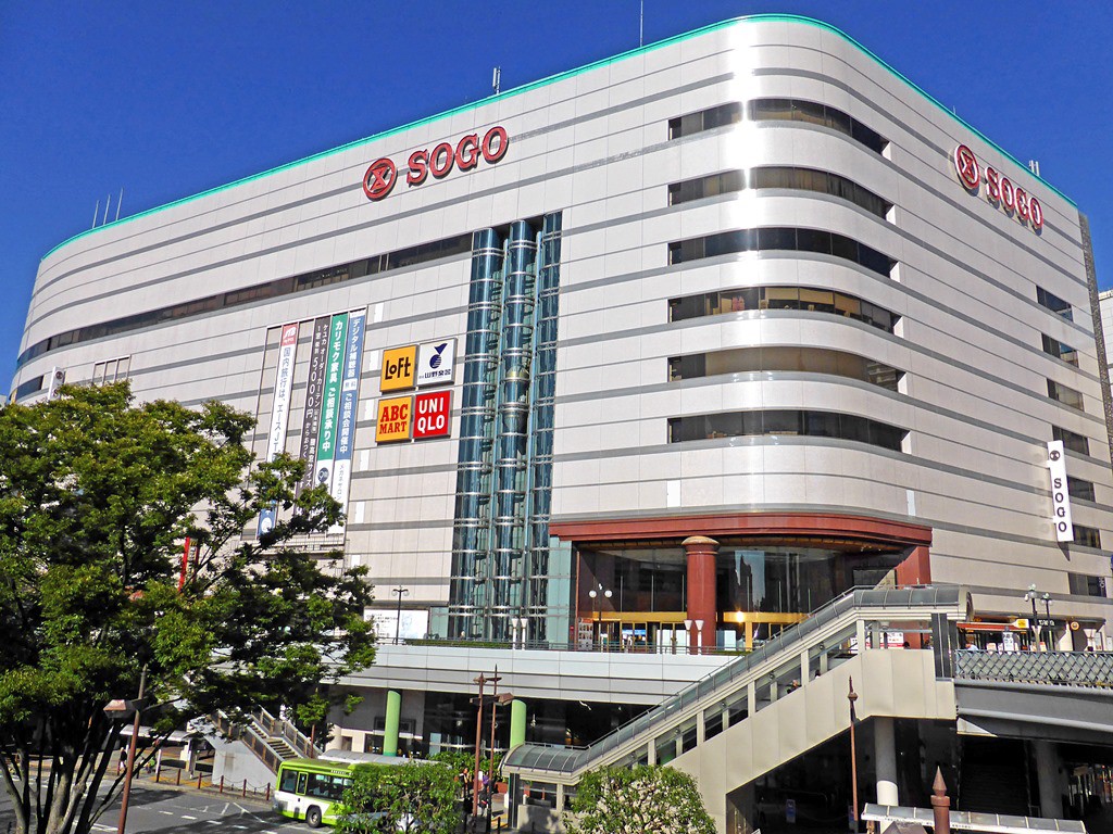 メゾンOHTA ショッピング施設：そごう川口店　871m