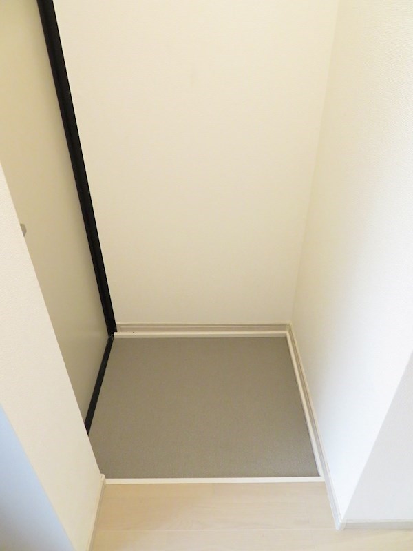 AMUSE三軒茶屋Ⅱ 広めの玄関