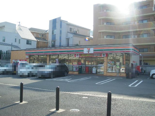 ルナグランデ コンビ二：セブンイレブン　10m　対面