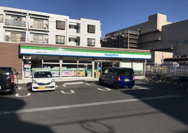Caznクアトロ コンビ二：ファミリーマート 板橋徳丸二丁目店　225m