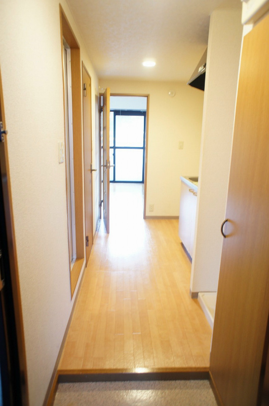 Maison　Meirin 玄関～室内