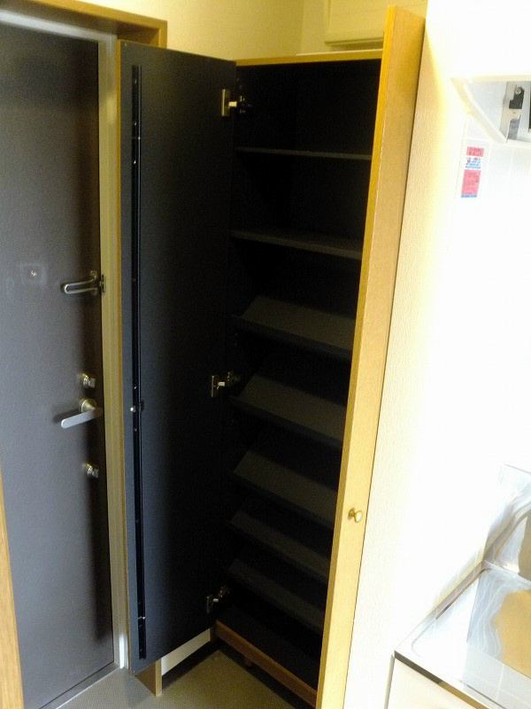 ピュール浜田山 シューズBOX