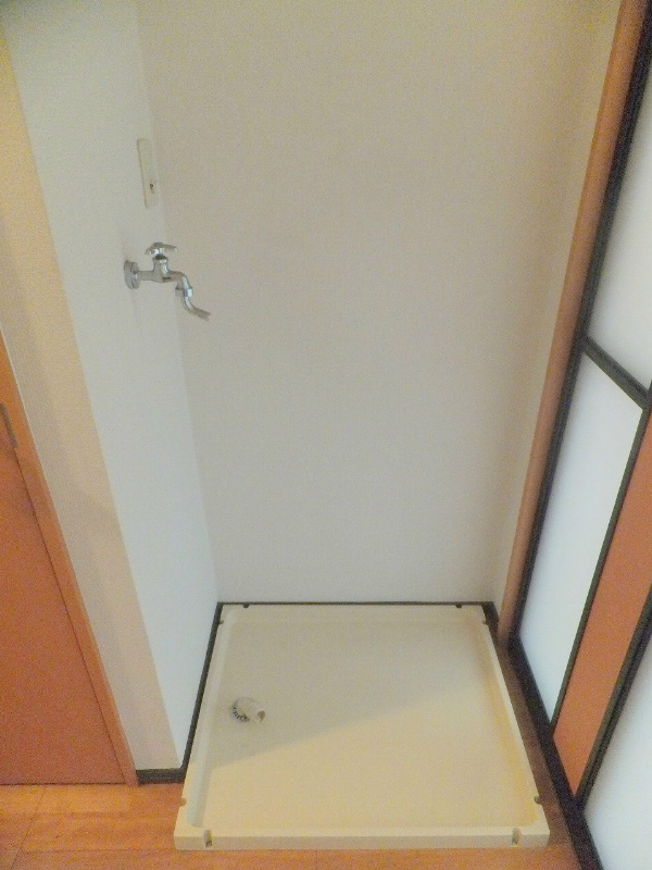 ファミール・N 室内洗濯機置場