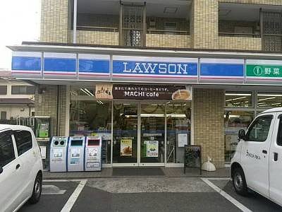 ファミール・N コンビ二：ローソン 大森西店　200m