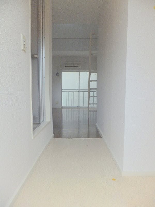北町コーポ 玄関～室内
