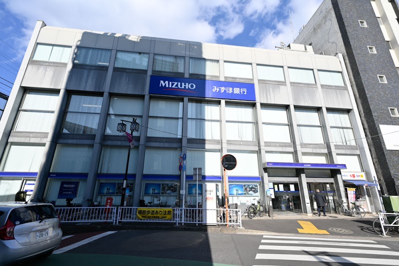 ファミール 銀行：みずほ銀行祐天寺支店　385m