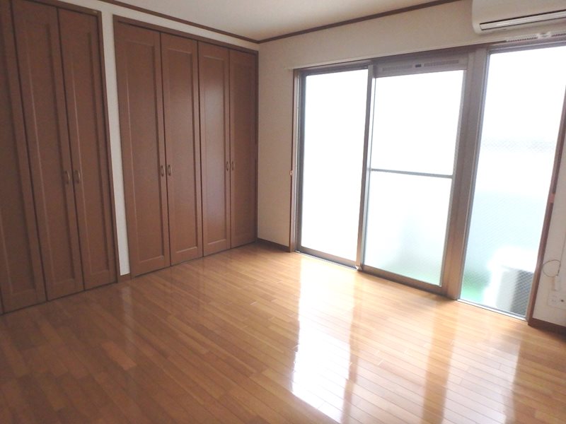 ADORATION 綺麗でゆったりくつろげる洋室