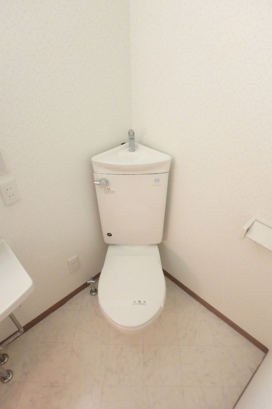 ライラック トイレ