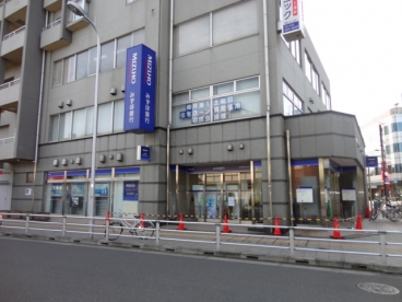 ライラック 銀行：みずほ銀行日野駅前支店　178m