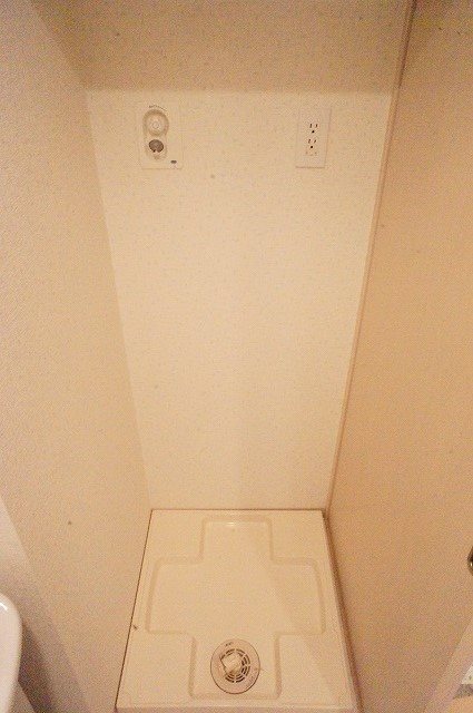 ディ・パンテレリア 室内洗濯機置場