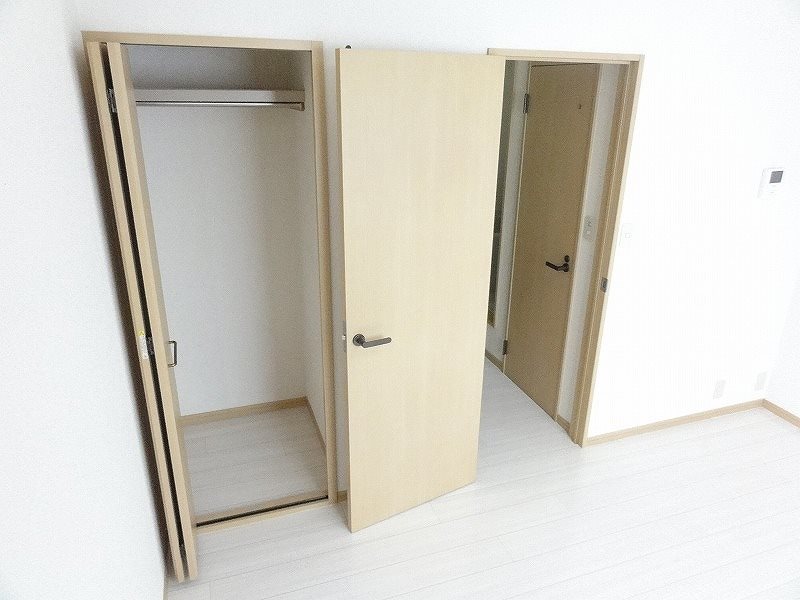 あらか クローゼット付きでお部屋を広く使えます♪