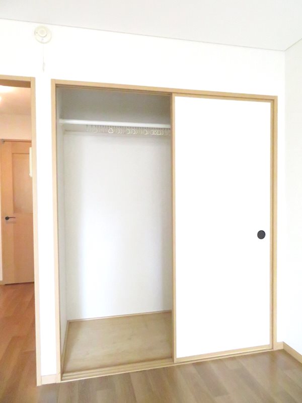 Kメゾン たっぷり収納できるクローゼット