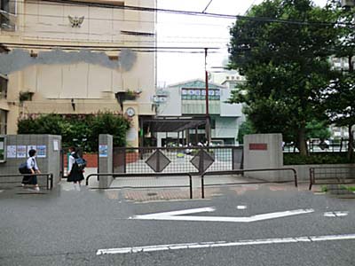エグザレオーネ蔵前 中学校：台東区立浅草中学校　795m