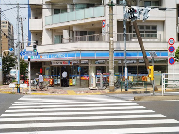 サニーコート雅 コンビ二：ローソン 石原四丁目店　253m