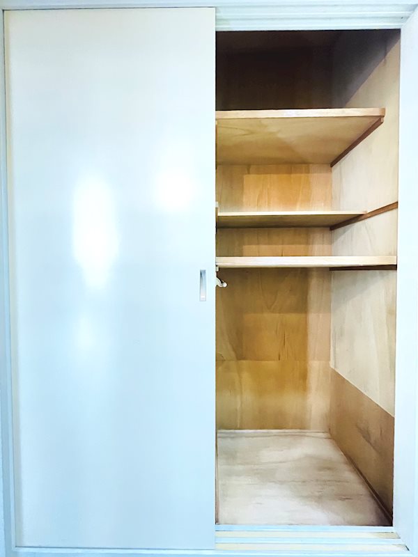 三田ナショナルコート シューズBOX
