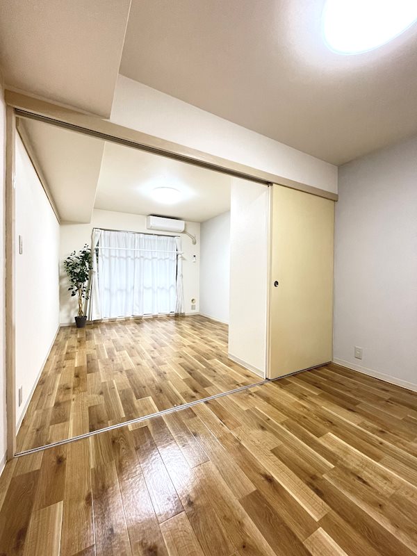 日興パレス登戸 クッションフロア貼替しオシャレな室内に