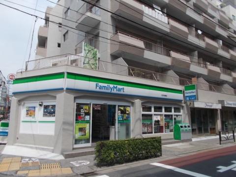 ダイヤモンドレジデンス文京 コンビ二：ファミリーマート　文京本郷店　181m