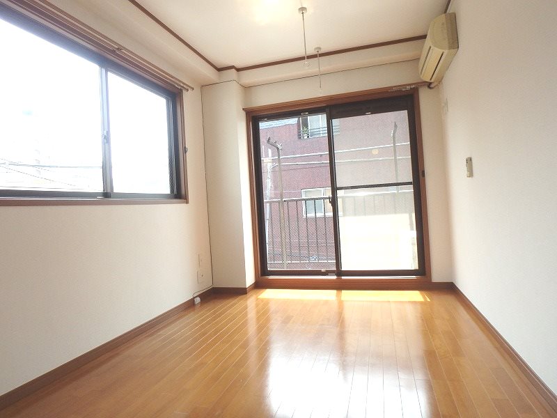 Et.Alrosキタノ 2面採光で明るいお部屋