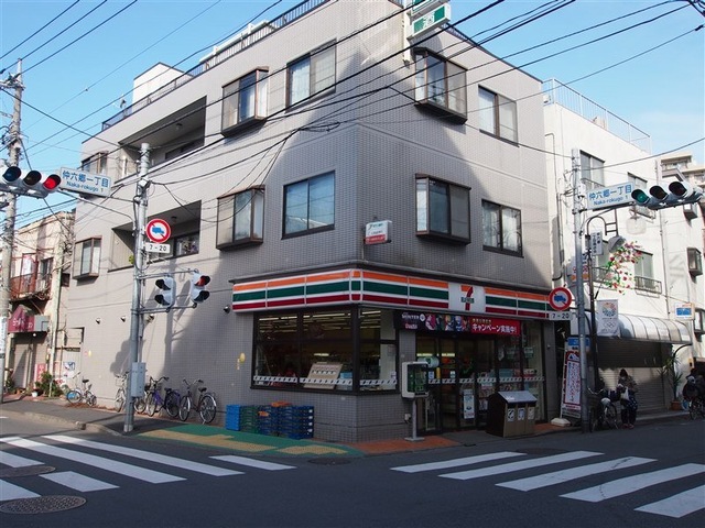 スターレオン コンビ二：セブンイレブン 大田区仲六郷店　81m