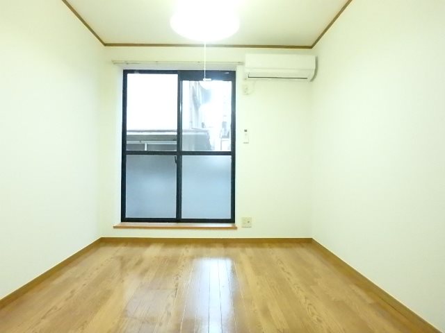 エスペランサ大塚 長方形のつくりで家具の配置もしやすい★