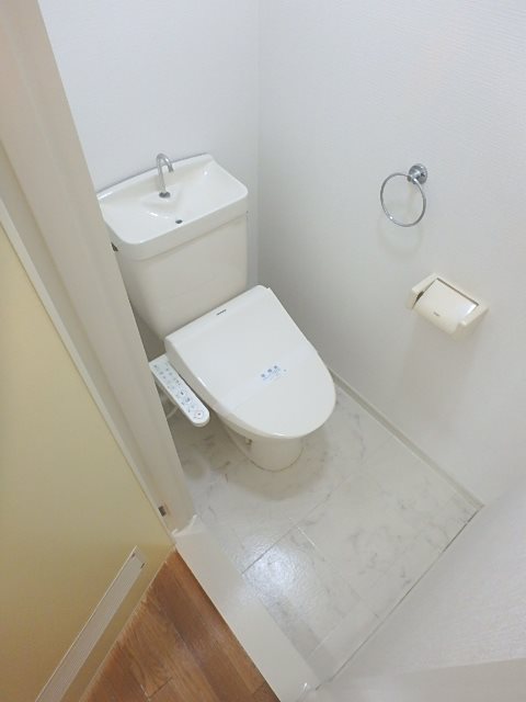 アーリーリバー ウォシュレット付です
