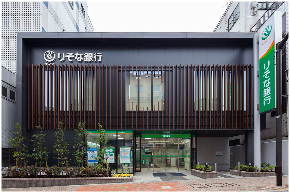 ヴィル・ドミール 銀行：りそな銀行 神楽坂支店　303m