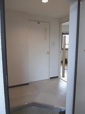 ラ・レジダンス・ド・アドラーブル 玄関