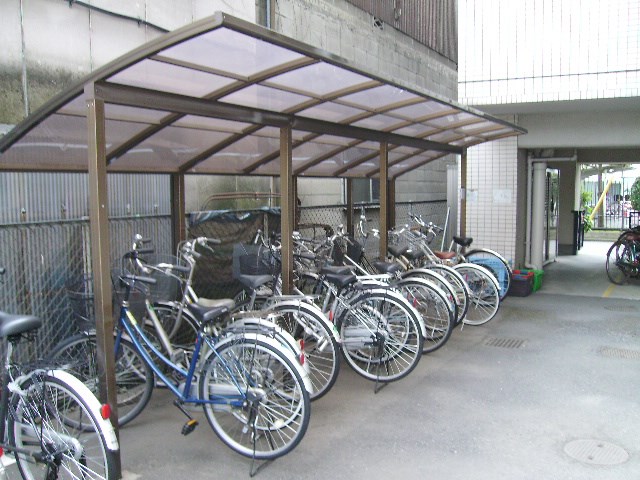 ワコーレ・メイ中村橋 駐輪場