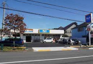 ユーロハイツ鶴川 ショッピング施設：Big-A 町田鶴川団地店　787m