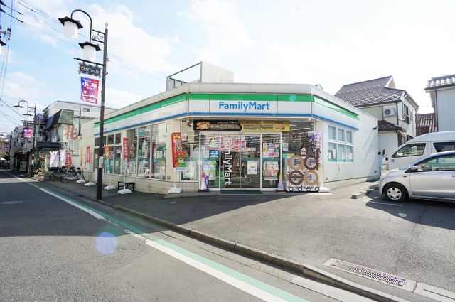 TR　Court コンビ二：ファミリーマート 小平光ヶ丘店　263m