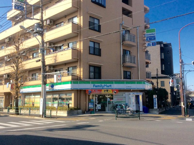 プレジール コンビ二：ファミリーマート 狛江東和泉店　280m