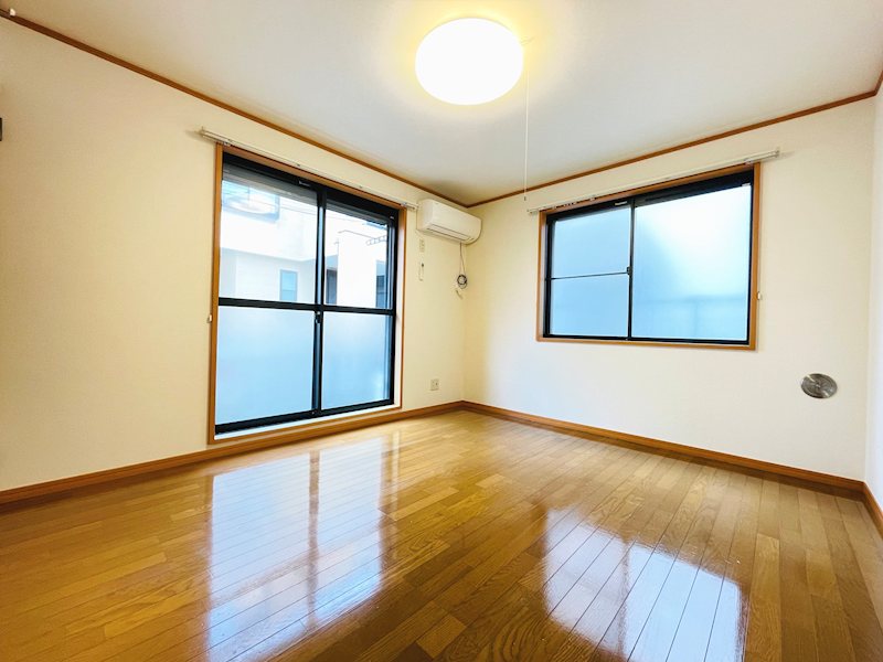 アイ・ハウス 2面採光の明るいお部屋