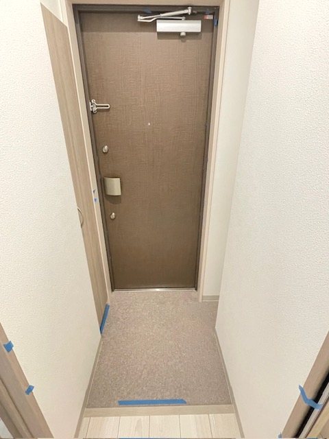 HIRUGI小竹向原 玄関先