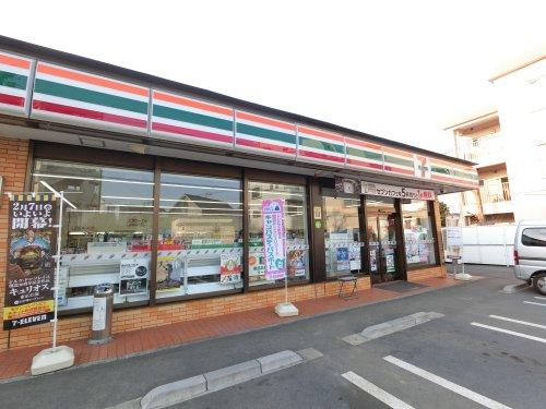 エントピア コンビ二：セブンイレブン 保谷本町店　494m
