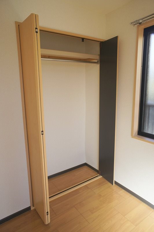 ハイツ南守谷 洋室5.1帖のクローゼット