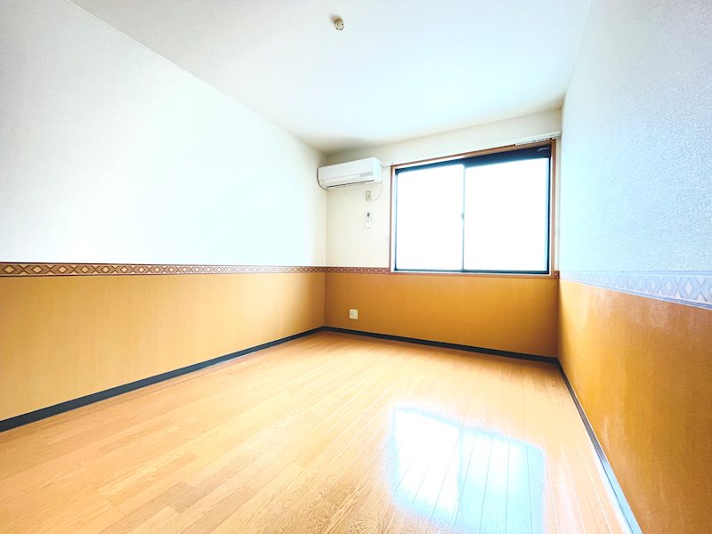 サンアロー 洋室6帖